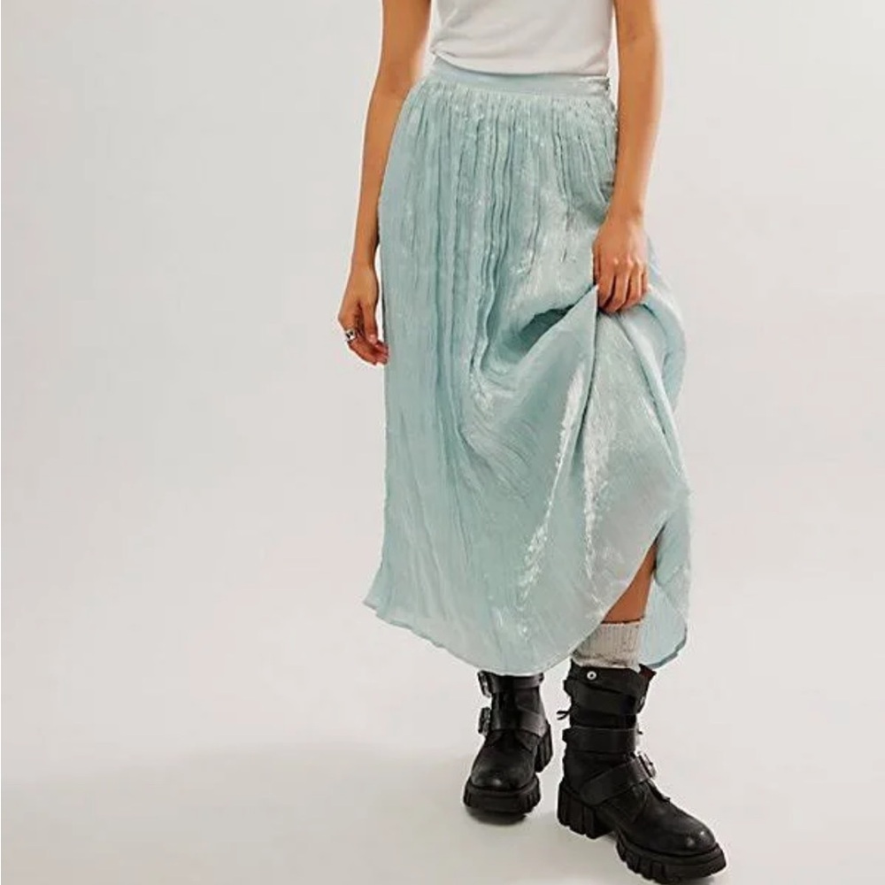 NWOT Vera City skirt by Free People in size 6